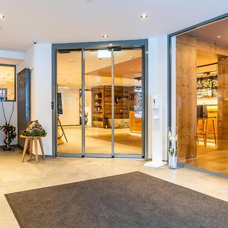 Kristall-saphir Appartement-fewo Gabbro By Interhome Saas-Almagell